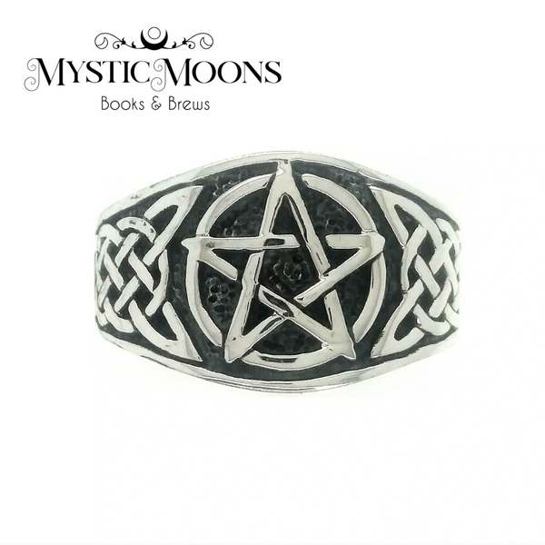Pentacle w/Celtic Knot Ring